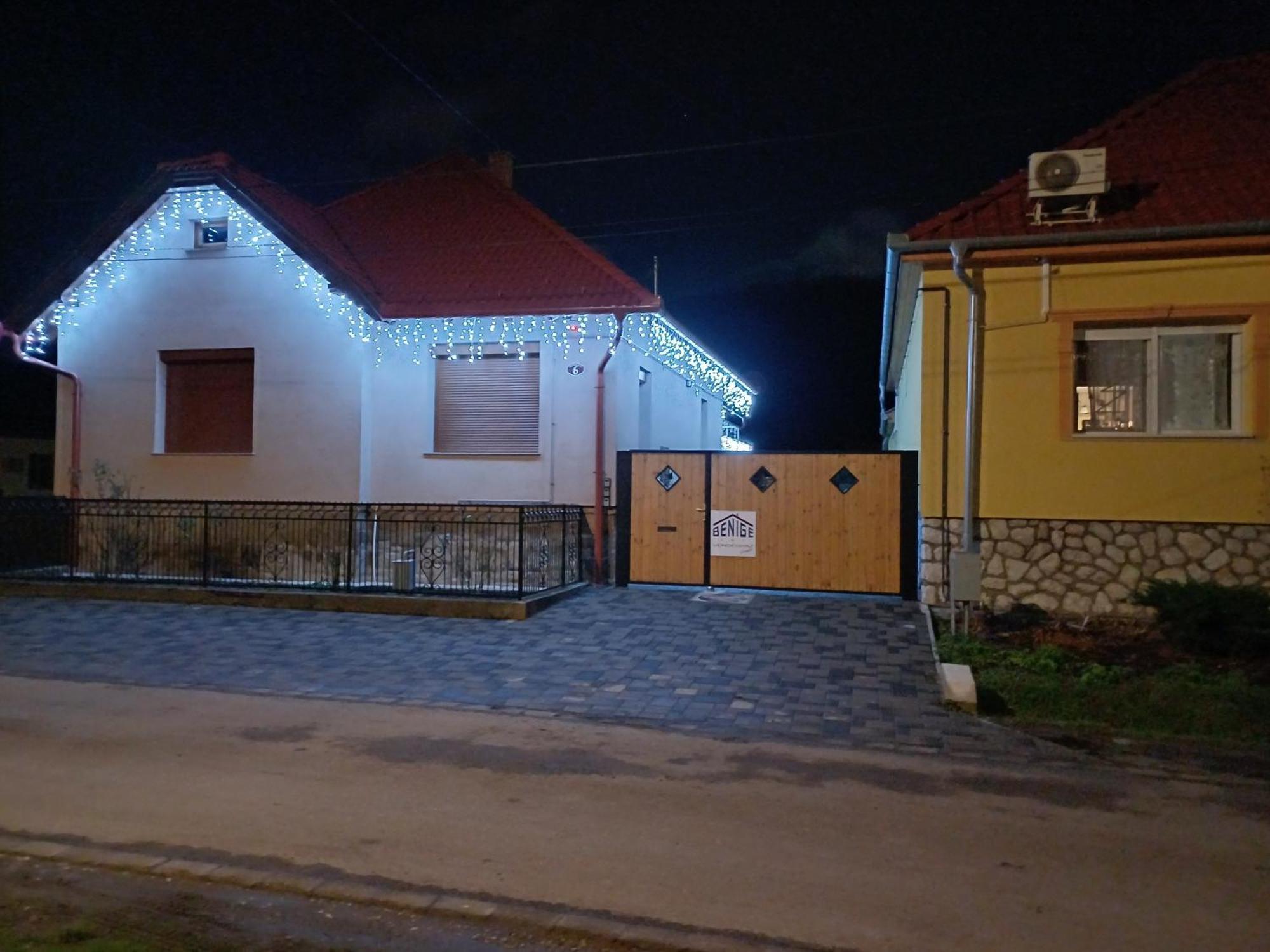 Hotel Benige Vendeghaz Demjén Zewnętrze zdjęcie